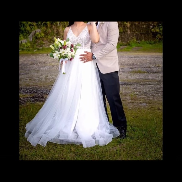 Wedding Dress - Picture 5 of 6